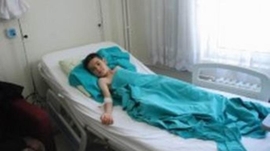 G&uuml;r&uuml;n Devlet Hastanesinde S&uuml;nnet Sezonu Başladı