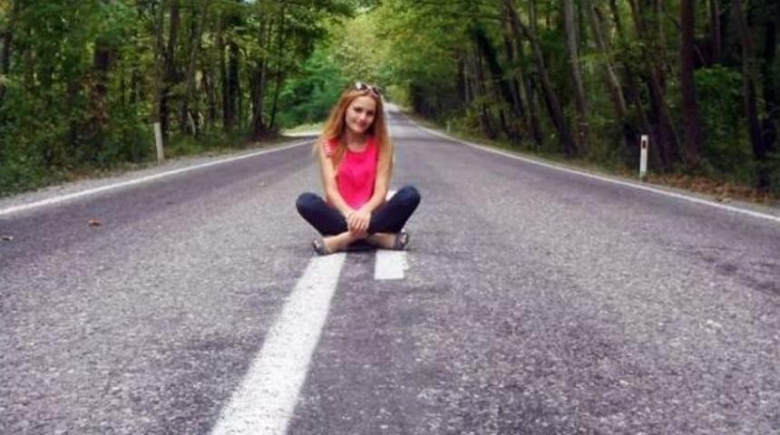 22 Yaşındaki Gen&ccedil; Hemşire &Ouml;l&uuml; Bulundu