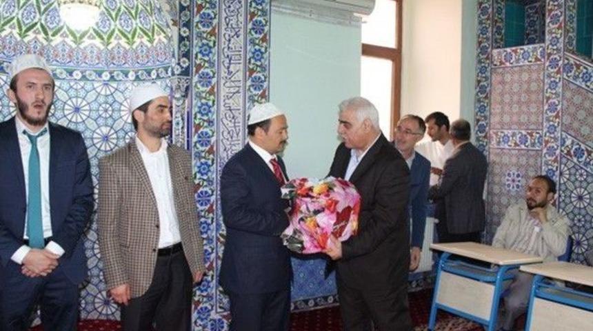 En G&uuml;zel Kur&rsquo;an-ı Kerimi Okumak İ&ccedil;in Bilecik&rsquo;te Yarıştılar