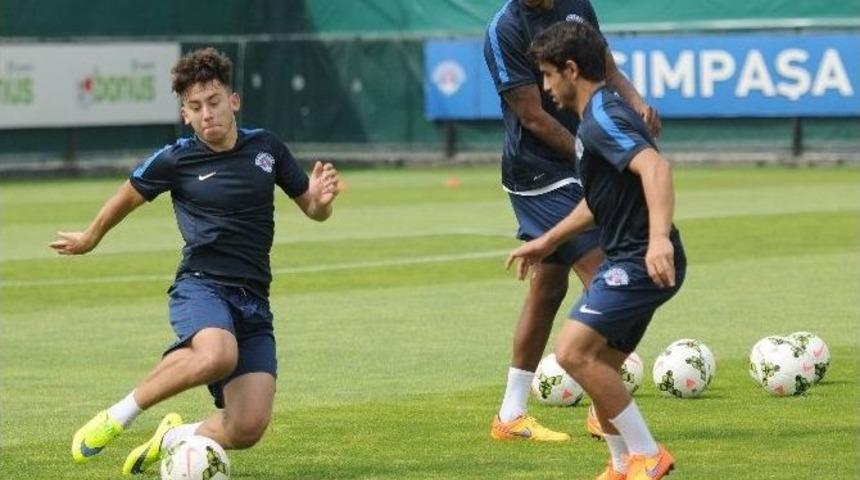 Kasımpaşa Sezonu Açtı