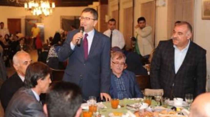 Başkan Tiryaki Siyasal Vakfı&rsquo;nı Ağırladı