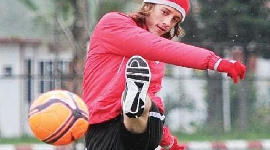 G&ouml;ztepe'den Taha Atağı