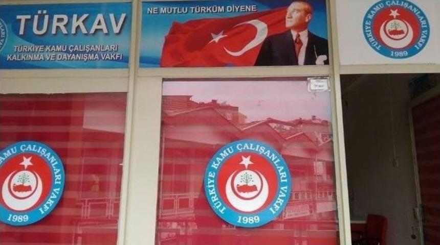 T&uuml;rkav&rsquo;dan T&uuml;rkmenlere Yardım Kampanyası