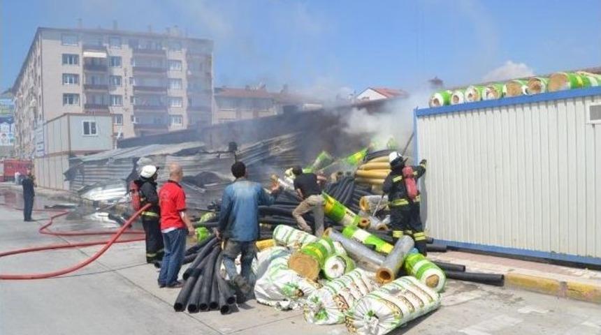 Belediye İnşaatında Yangın &Ccedil;ıktı