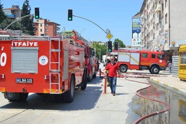 Belediye İnşaatında Yangın Çıktı