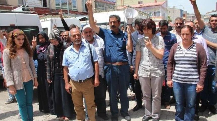 Kars&rsquo;ta Hdp, Dbp Ve Ka-y&ouml;der&rsquo;in Kobani A&ccedil;ıklaması