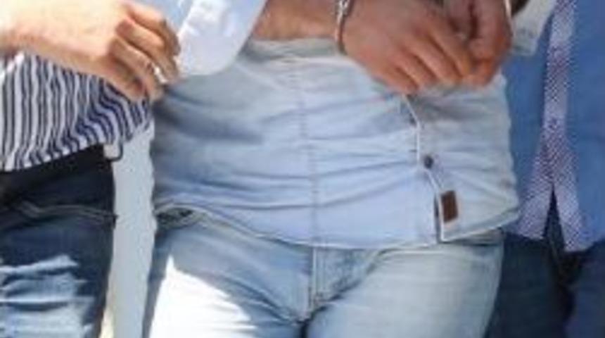 İnşaatlara Kendi D&ouml;şediği Tesisat Malzemelerini Bile &Ccedil;almış