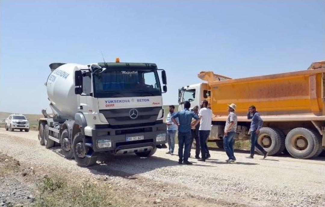 K&ouml;yl&uuml;lerden Yol İsyanı