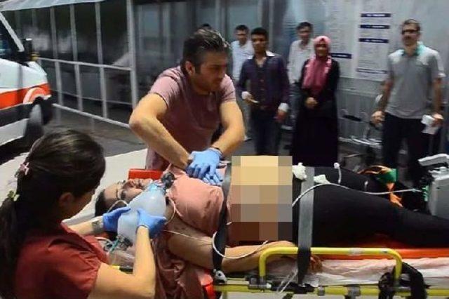 Kocaeli'de Halk Otobüsü Ile Hafif Ticari Araç Çarpıştı: 1 Ölü, 3 Yaralı- Yeniden