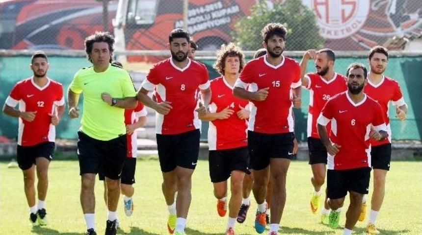 Antalyaspor Topbaşı Yaptı