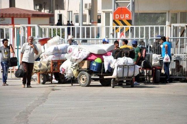 Pyd Telabyad Sınır Kapısı&rsquo;nı Ge&ccedil;işlere Kapattı 1