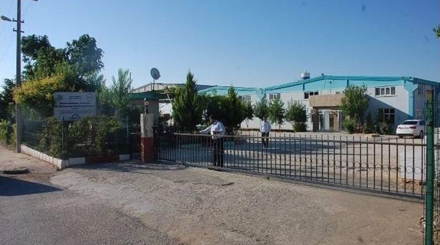 Adıyaman&rsquo;da &Uuml;zerine 2 Tonluk Mermer K&uuml;tlesi D&uuml;şen İş&ccedil;i &Ouml;ld&uuml;