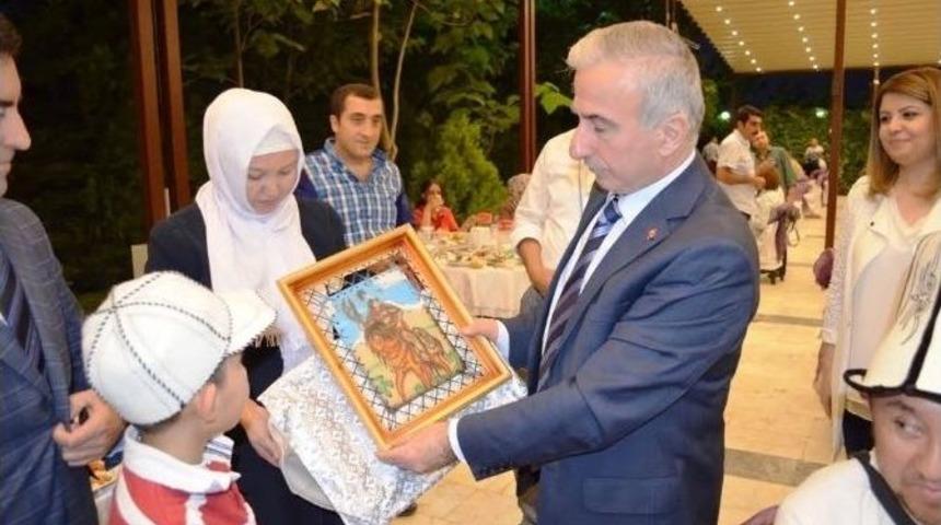 Yeşilyurt Kaymakamlığı Sydv İftar Yemeği Verdi