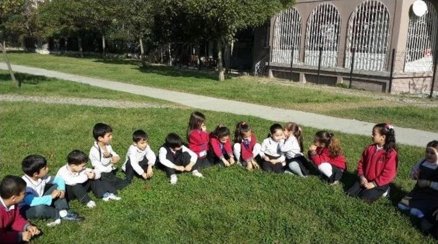 Geleneksel &Ccedil;ocuk Oyunları K&uuml;&ccedil;&uuml;k&ccedil;ekmece&rsquo;de Yaşatılıyor