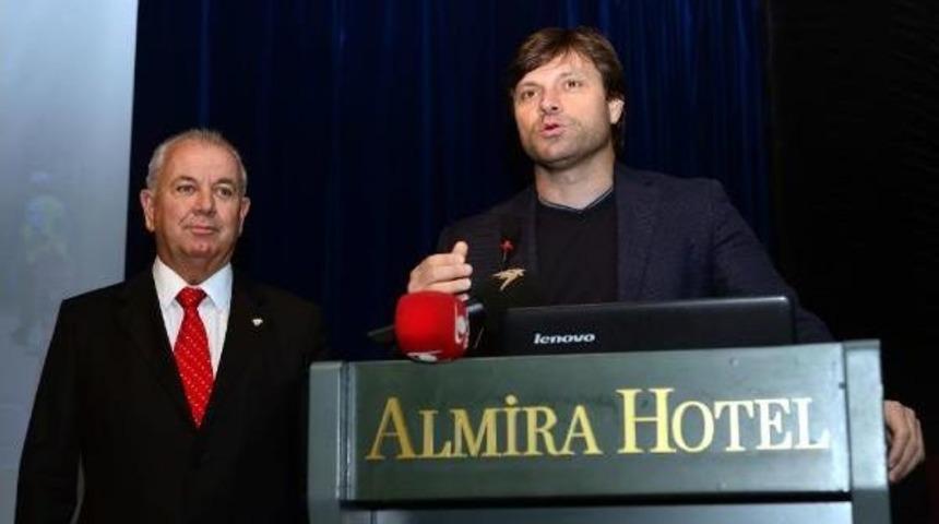 Bursaspor'dan Trafik Vakfı’Na Destek