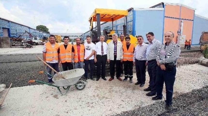 Başkan Karaosmanoğlu, &ldquo;&uuml;reten Her Zaman Onurlu Yaşamıştır&rsquo;&rsquo;