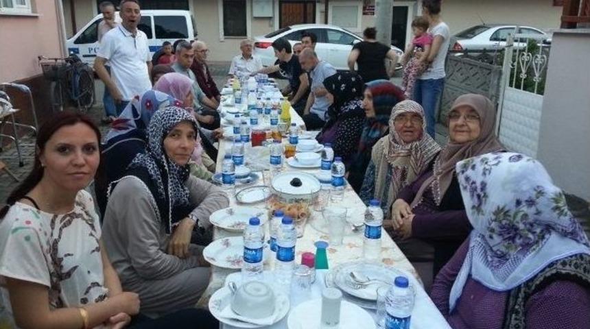 50 Yıllık Komşular İftarda Buluştu