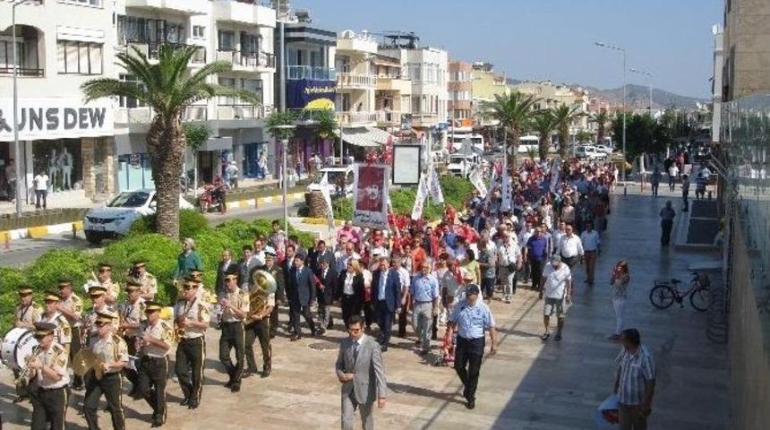 Atat&uuml;rk&rsquo;&uuml;n Urla&rsquo;ya Gelişinin 89. Yılı Kutlandı