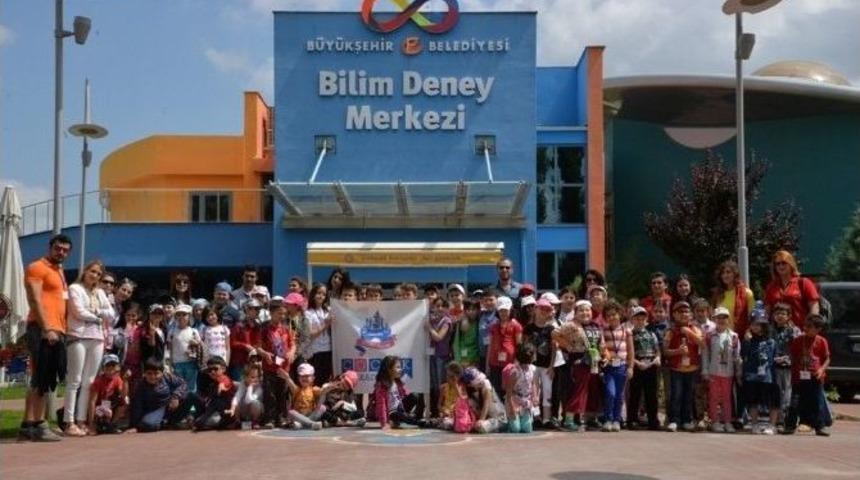 Masal Şatosu &Ccedil;ocuk Akademisine Rekor Katılım