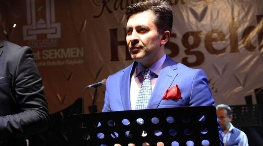 Abdurrahman &Ouml;n&uuml;l, Duygu Dolu Bir Ramazan Akşamı Yaşattı