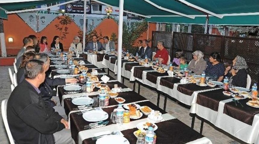 Şehit Aileleri Emniyet Personeli İle Biraraya Geldi