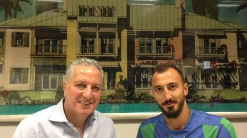 &Ccedil;aykur Rizespor, Ahmet İlhan &Ouml;zek Ve Mehmet Aky&uuml;z İle Anlaştı