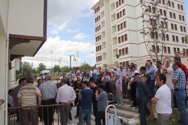 Yazıköy Toki Sakinleri Tepkili