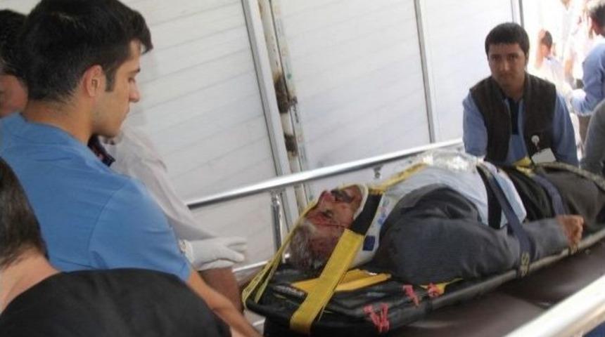 Başkale&rsquo;de Trafik Kazası: 3 Yaralı