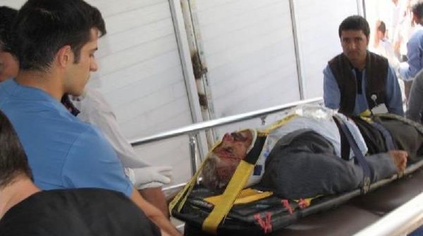 Başkale'de Kaza: 3 Yaralı