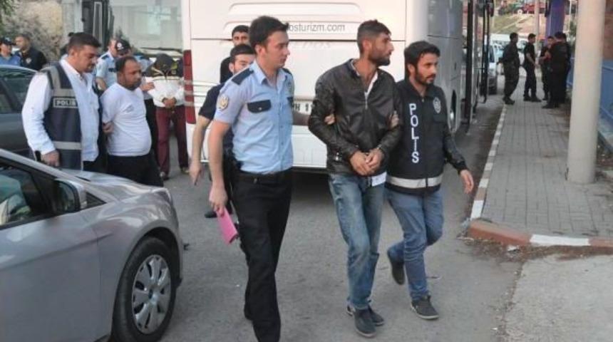 Keşan&rsquo;Da 700 Polisle Huzur Operasyonu: 44 G&ouml;zaltı