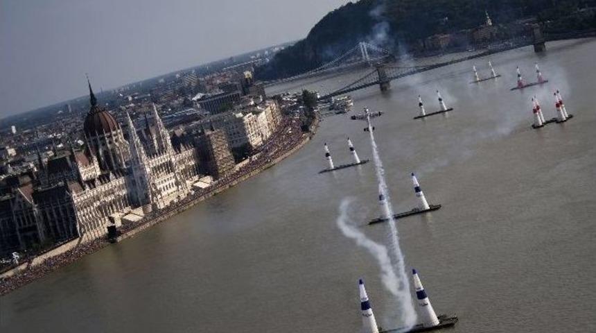 Red Bull Air Race Heyecanı Budapeşte’ye Dönüyor