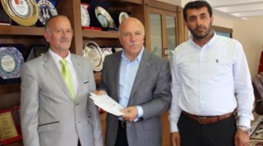 &Ccedil;omoğlu Derneği&rsquo;nden, Başkan Sekmen&rsquo;e Ziyaret