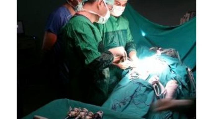 &Ccedil;om&uuml; &Uuml;roloji Kliniğinde Bir İlk