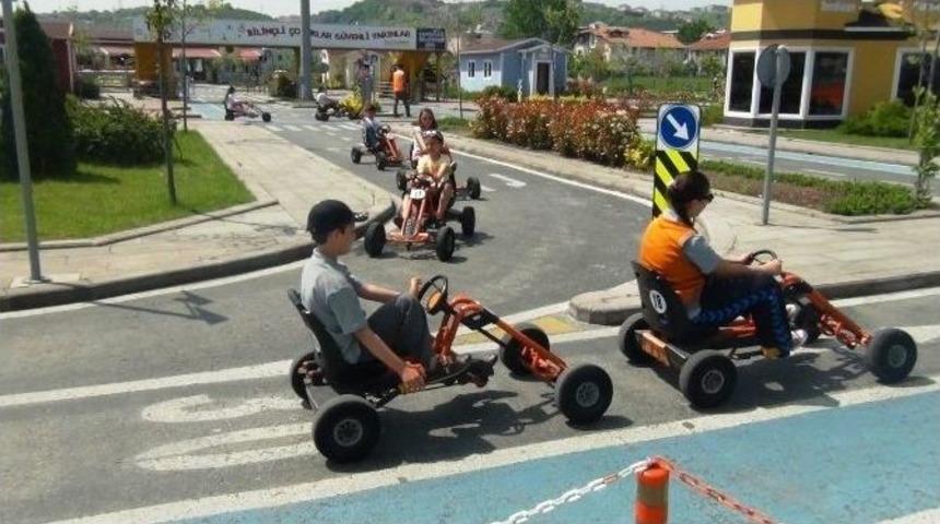 Serdivan Trafik Park Ramazan Ayı Boyunca Akşam Mesaisinde