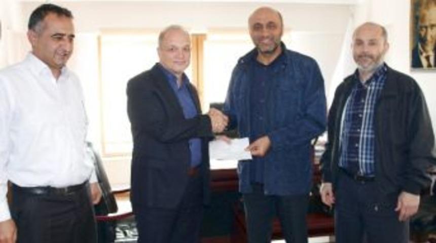 Kamu Hastaneleri &Ccedil;alışanlarından &rsquo;yetimlere Destek&rsquo; Kampanyasına Katkı