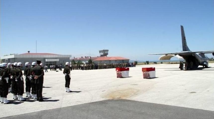 Hezil &Ccedil;ayına D&uuml;şerek Şehit Olan İki Asker İ&ccedil;in T&ouml;ren D&uuml;zenleniyor