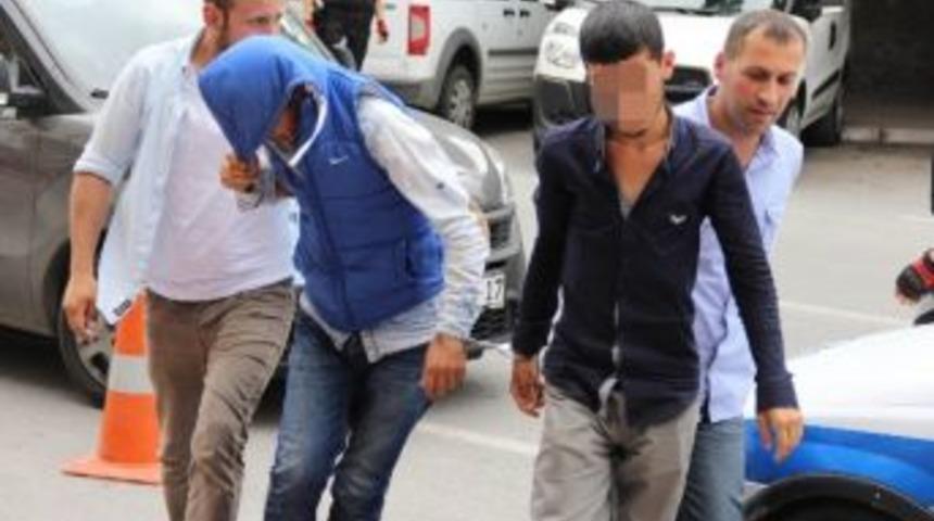 Silahla Yakalanan Gen&ccedil;ler Adliyede