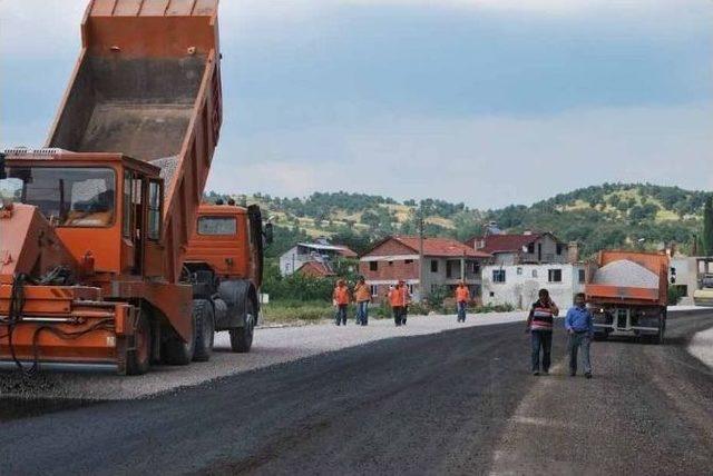 Kütahya İl Bağlantı Yolunda Asfaltlama Çalışmaları Başladı