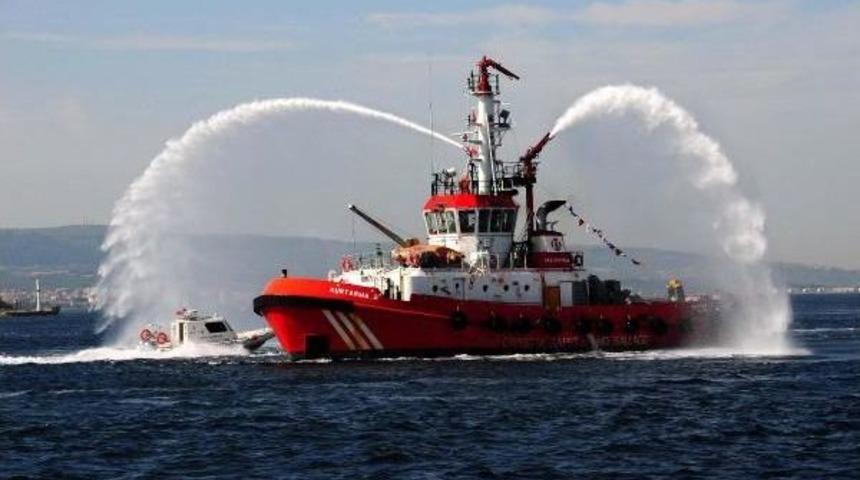 &Ccedil;anakkale'de Denizcilik Ve Kabotaj Bayramı Kutlandı