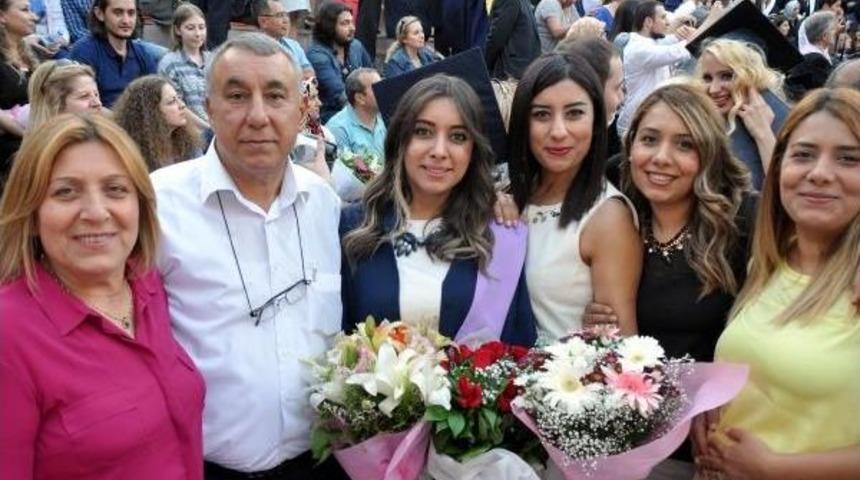 Eğitimci &Ccedil;iftin Gurur G&uuml;n&uuml;