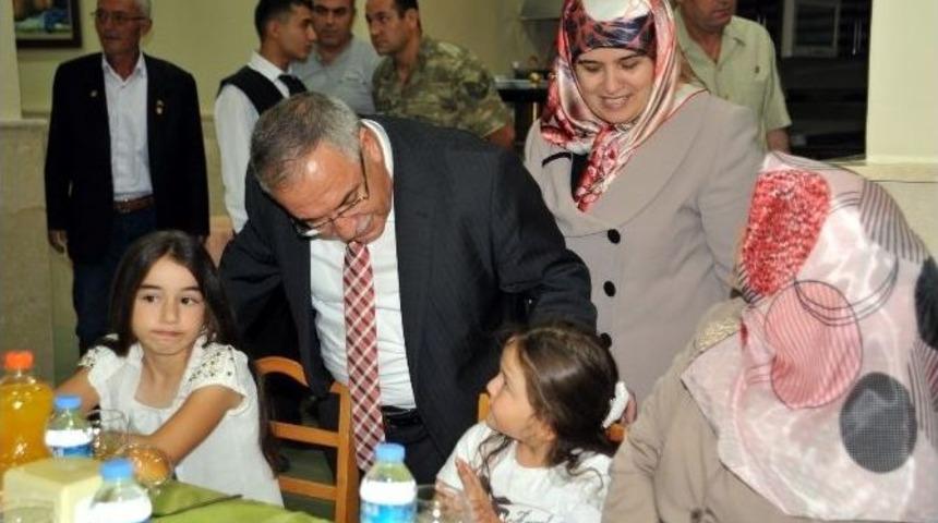 Şehit Aileleri Ve Gaziler İftarda Buluştu