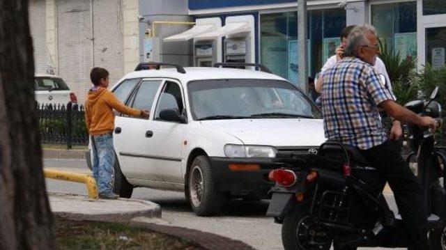 Suriyeli Çocuklarından Tehlikeli Dilencilik