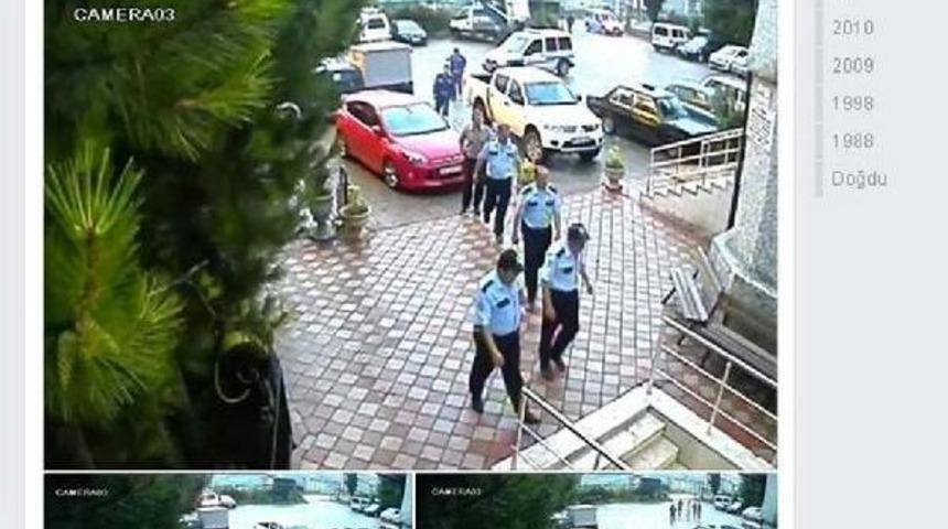 İmam, &Ouml;ğrenci Iftarına Gelen Polisleri Facebook'ta Paylaştı