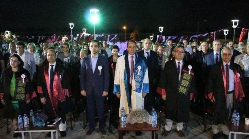 Fırat Tıp, 27. D&ouml;nem Mezunlarını Verdi