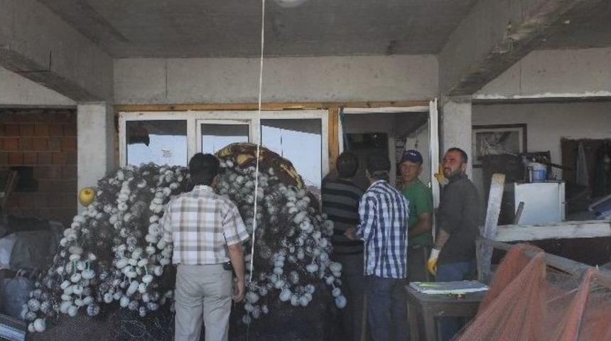 Balık&ccedil;ı Barınakları; Ka&ccedil;ak Yapılaşma Gerek&ccedil;esiyle Boşaltıldı