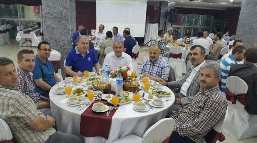 M&uuml;siad, &Uuml;yeleriyle İftarda Bir Araya Geldi