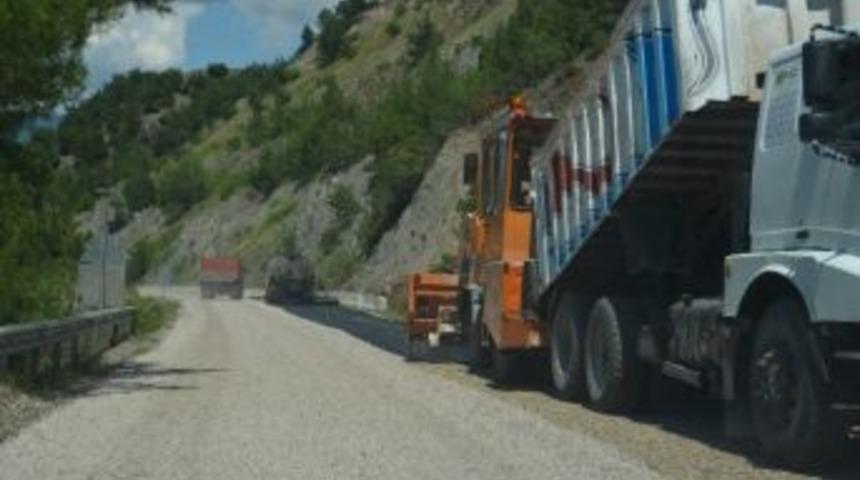 Durağan-vezirk&ouml;pr&uuml; Yolunda Yenileme &Ccedil;alışmaları