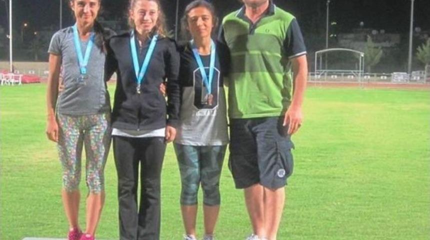 Osmangazili Atletten T&uuml;rkiye Şampiyonluğu