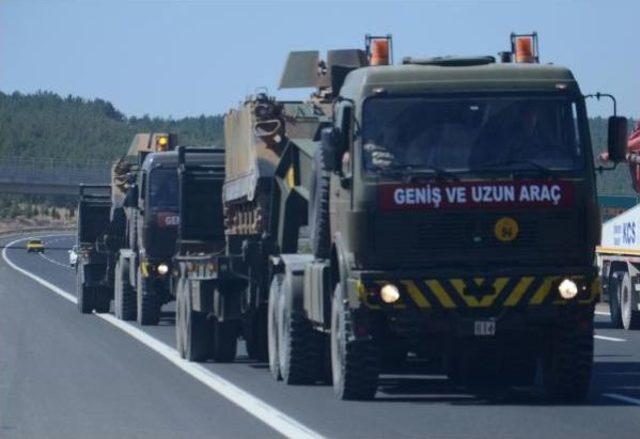 Suriye Sınırındaki Kilis'e Tank Ve Asker Sevkiyatı