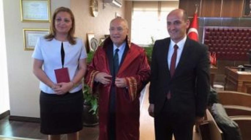 Milletvekili Se&ccedil;ildikten Sonra Evlenen Chp&rsquo;li Vekil, Eşinin Soyadını Aldı